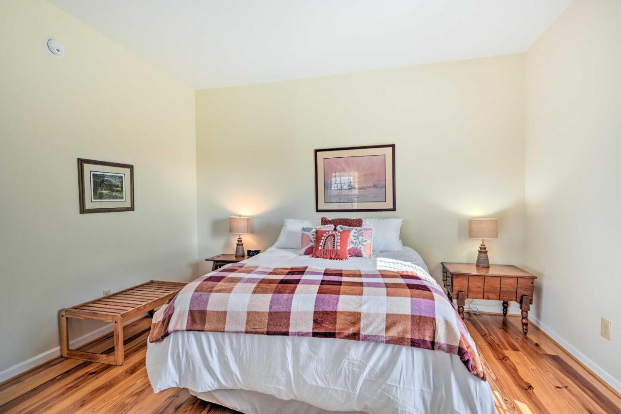 Breathtaking Elkin Getaway With Vineyard Views! Villa Kültér fotó